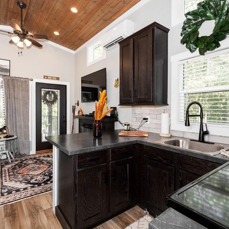 Interior view of the living room the of luxurious Swayback Cottage at Ocoee River Mountain