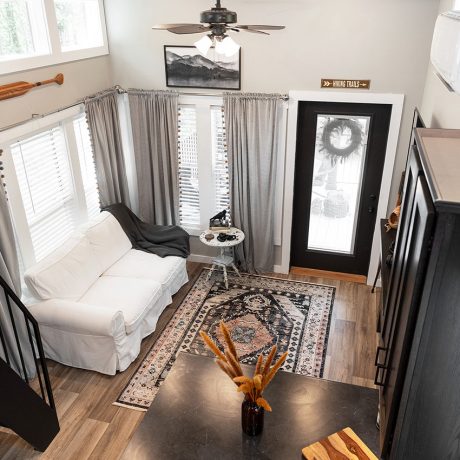 Interior view of the living room the of luxurious Swayback Cottage at Ocoee River Mountain