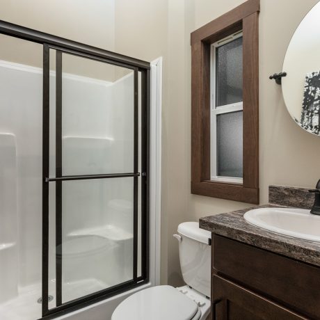 Interior view of the bathroom of a luxurious Cumberland cabin at Ocoee River Mountain Cottages